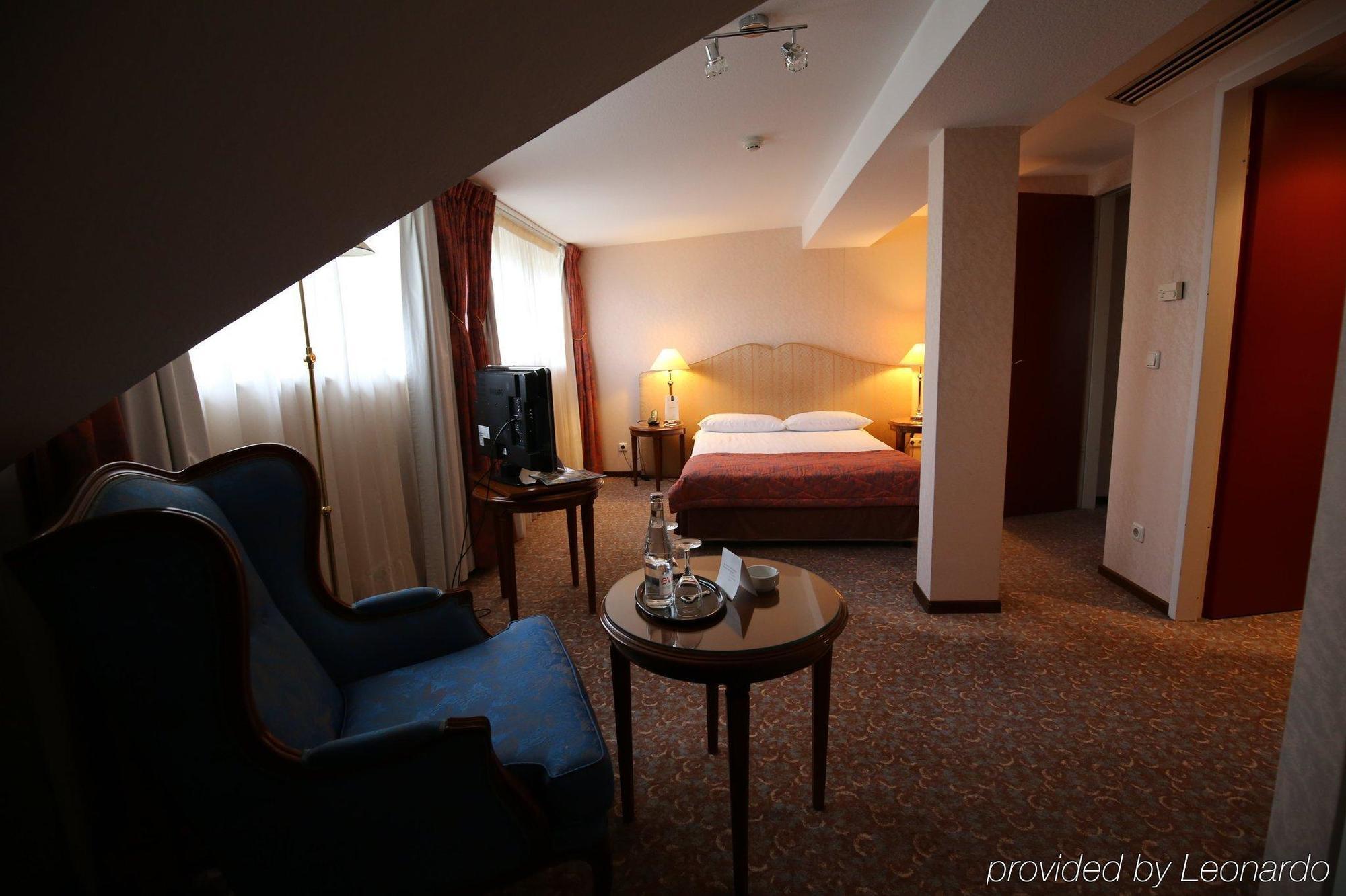 Hotel Savigny Frankfurt City Frankfurt am Main Bagian luar foto