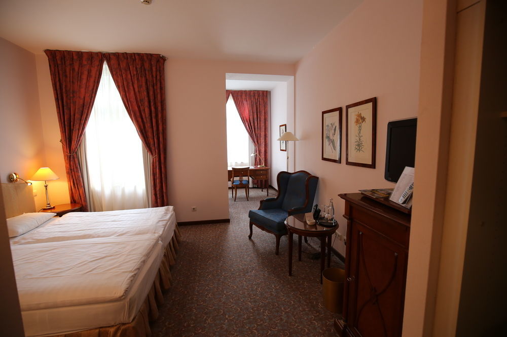 Hotel Savigny Frankfurt City Frankfurt am Main Bagian luar foto